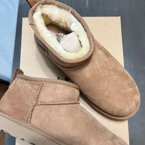 UGG MINIS